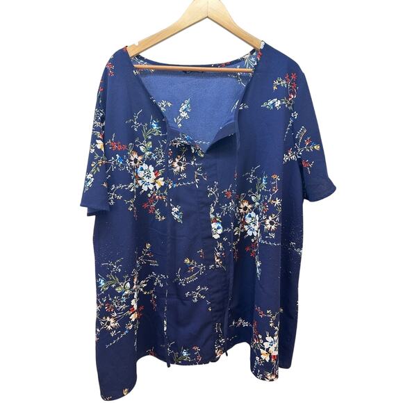 Bloomchic Lightweight Womens Navy Floral Blouse Plus Size 28 - Picture 1 of 4